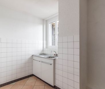 Guinand l’Opticien 2, Les Brenets – Appartement 3.5 pièces au 2ème ... - Photo 2