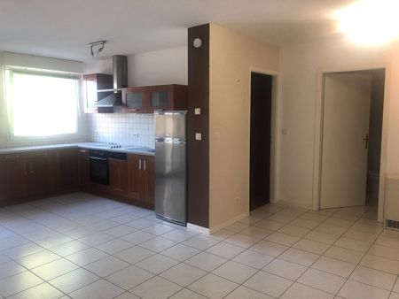 Location Appartement 2 pièces 46m² ESCHAU 67114 - Photo 3