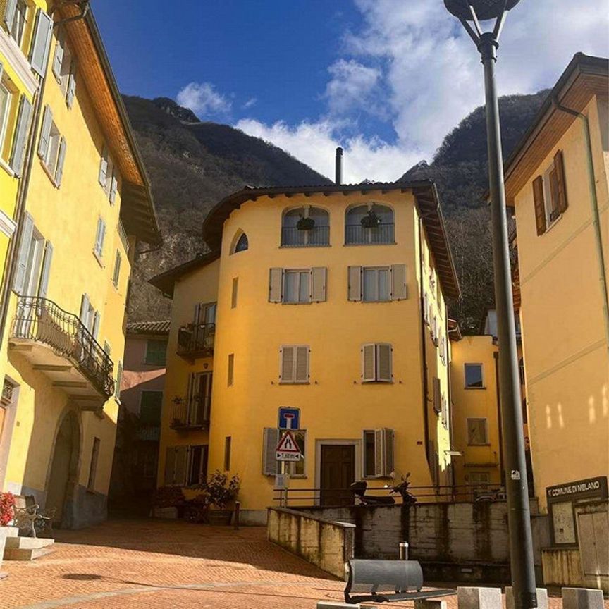 MELANO - In der Ortsmitte vermieten wir eine 4.5-Zimmer-Duplexwohnung - Photo 1