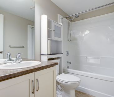 For Lease - 1180 Countrystone Drive Unit# 5B, Kitchener, Ontario - Photo 5