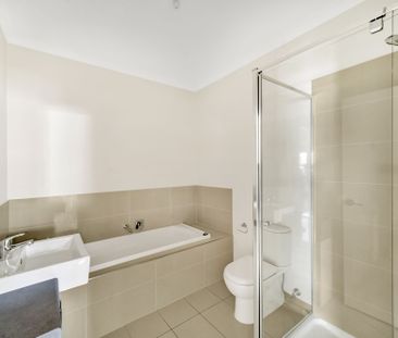 Easy living in prime location! - Photo 6