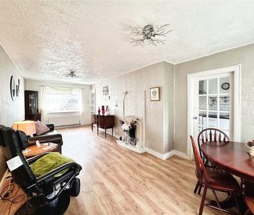 Glovers Lane, Netherton, Merseyside, L30 - Photo 1