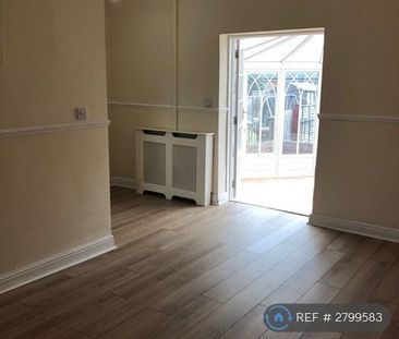 2 bedroom terraced house to rent - Photo 6