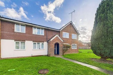 High Beech, Bracknell, Berkshire, RG12 - Photo 5