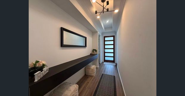 Luxury Living in Enfield I Designer 4-Bedroom Family Masterpiece - Photo 1