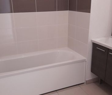 location Appartement T3 DE 58.5m² À BORDEAUX - Photo 1