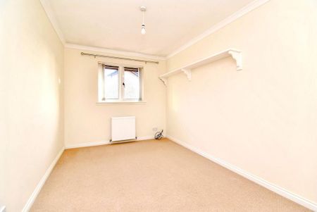 3 bedroom detached bungalow to rent - Photo 4