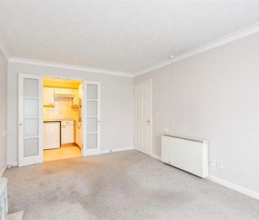 1 bed flat to rent in Union Road, Shirley, Solihull - Photo 1