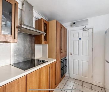 4 bedroom terraced house to rent - Photo 3