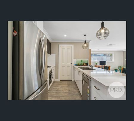 7 Beaurepaire Street, Boorooma, NSW 2650 - Photo 2