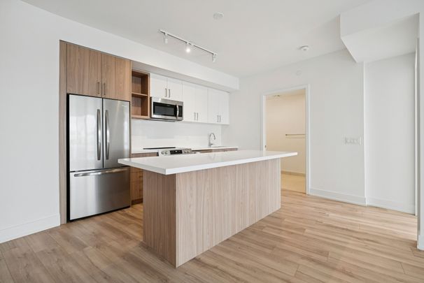 For Lease - 333 Sunseeker Avenue Unit# 320, Innisfil, Ontario - Photo 1