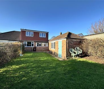 16, High Moor Drive, Moortown, Leeds, LS17 6EB - Photo 5