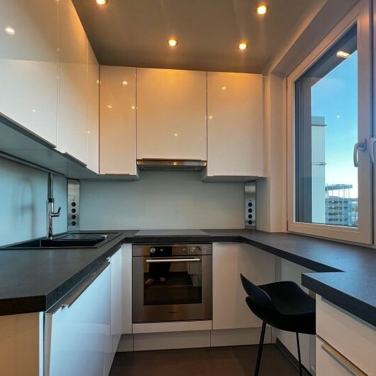 Koffer packen & einziehen! Neuwertige 1,5-Zimmer-Wohnung nahe Bahnhof Hütteldorf - Photo 1