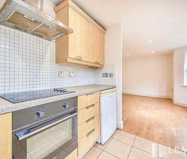 Watsons Yard, Hadham Road, Bishop's Stortford, CM23 - Photo 6