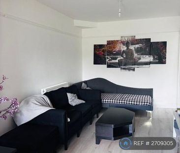 1 bedroom in a house share to rent - Photo 4