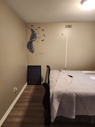 For Lease - 192 Sundew Drive, Barrie, Ontario - Photo 1
