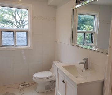 For Lease - 1300 Lansdowne Avenue Unit# Main, Toronto, Ontario - Photo 3