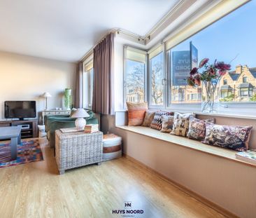 Lichtrijk drie-slaapkamers appartement en garage - Foto 2