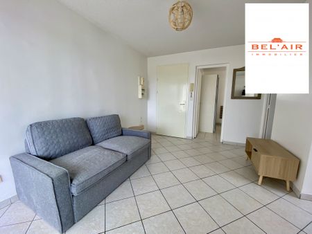 Location Appartement 2 pièces 32m² LE LAMENTIN 97232 - Photo 2