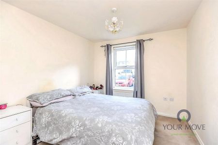 2 bedroom flat to rent - Photo 4