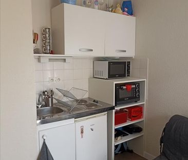 1 pièce - 19 m² - 1er étage - Colocation non autorisée - Photo 2