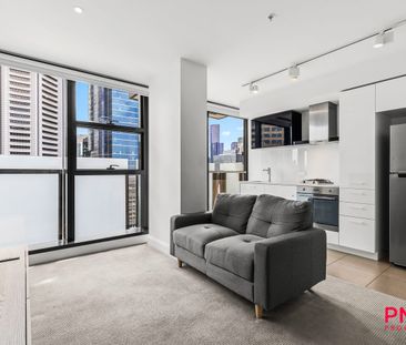 Partially furnished apartment in a coveted location - Photo 2