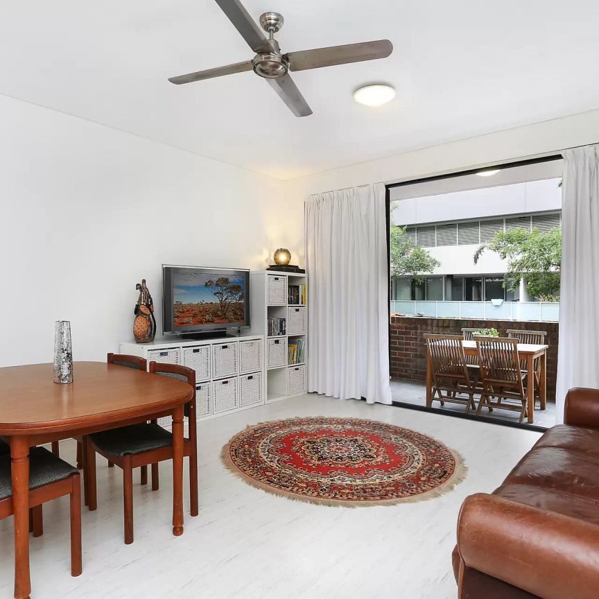 MGM MARTIN – TWO BEDROOM APARTMENT - Photo 1