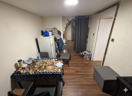 Room in a Shared House, Lathom Road, E6 - Photo 3