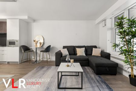 Condo in Vancouver East Side, BC - Photo 2