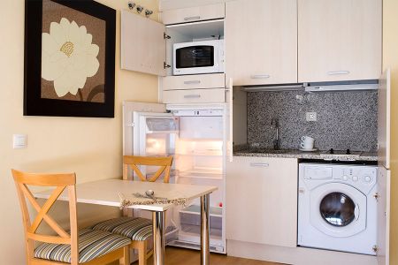 Visita nuestros estudios mixtos en el distrito de Tetuán de Madrid - Photo 2