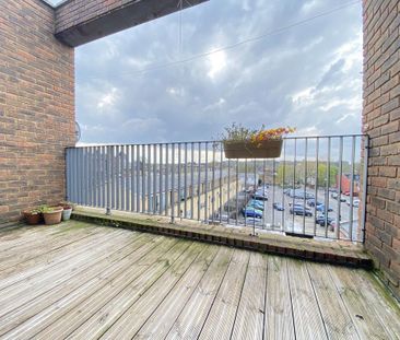 2 bedroom flat to rent - Photo 6