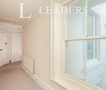 2 bedroom apartment to rent Wilmington Square, Eastbourne, BN21 - Photo 4
