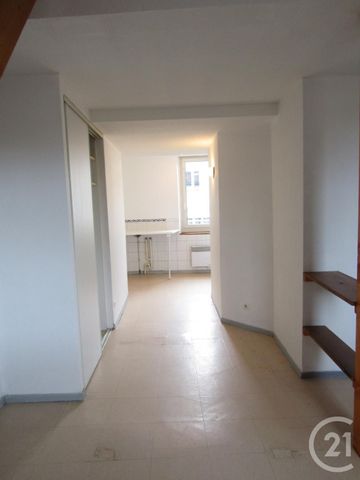 Location Appartement 3 pièces 45m² BRIATEXTE 81390 - Photo 5