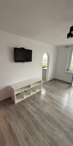 Na wynajem kawalerka os.Zwycięstwa 32 m² - Photo 4