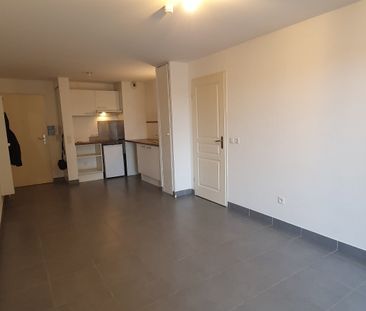 Location Appartement 2 pièces 40m² MONTPELLIER 34090 - Photo 3