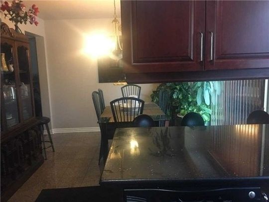 For Lease - 441 Rutherford Road Unit# Room, Brampton, Ontario - Photo 1