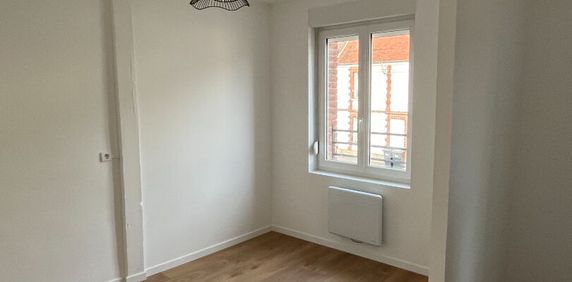 APPARTEMENT A LOUER BEAUVAIS 1 PIECE 22.7 M² - Photo 2