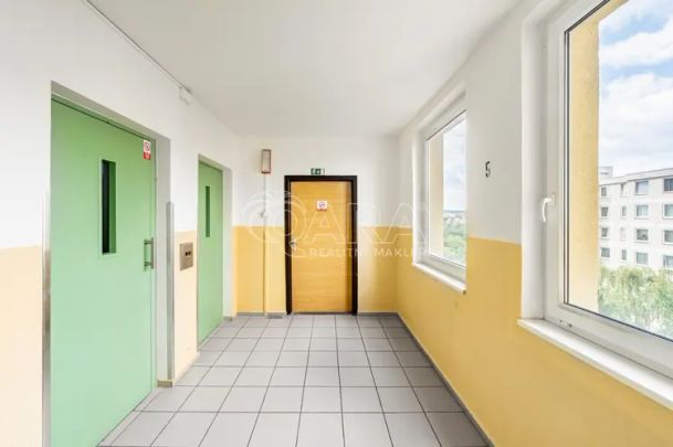 Pronájem světlého bytu, 3+kk s lodžií, Poljanovova, Praha 4 - Photo 1