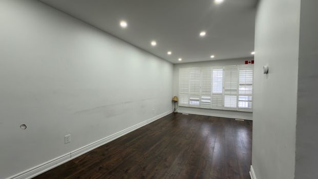 For Lease - 7479 Pickfair Drive, Mississauga, Ontario - Photo 1