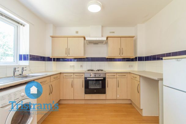 2 bed Apartment for Rent - Photo 1