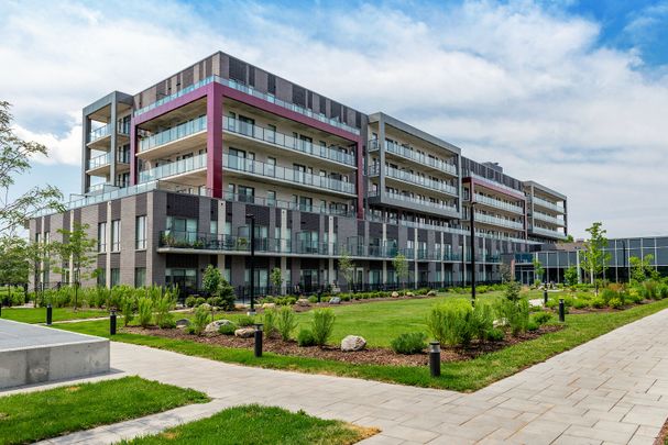 2826 Sandalwood Drive, Ledbury - Heron Gate - Ridgemont, Ottawa, ON - Photo 1