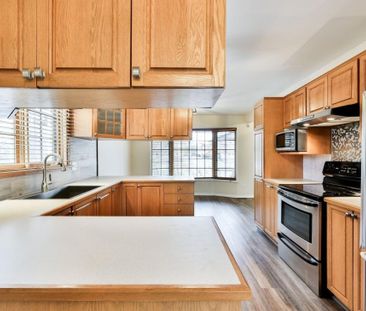 233 Rue William, J7A 2R3, Rosemère - Photo 2
