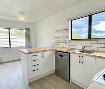 Oasis in Otumoetai - Photo 2