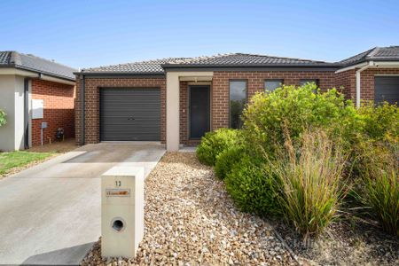 13 Mia Street, Alfredton - Photo 2