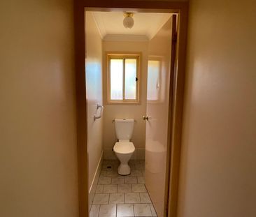 Tidy 2 bedroom Duplex South - Photo 1