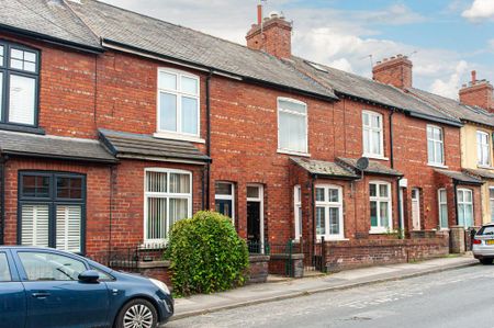 3 bedroom terraced house to rent - Photo 3