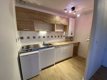 Location Appartement 2 pièces 45m² ST LO 50000 - Photo 4