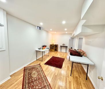 For Lease - 33 Forestside Court, Richmond Hill, Ontario - Photo 6