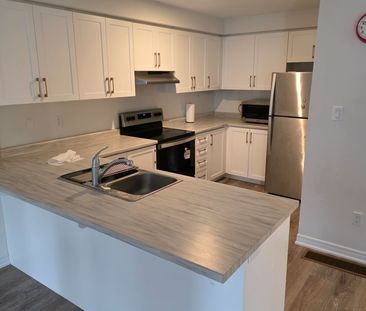 For Lease - 62 Dryden Lane, Hamilton, Ontario - Photo 5