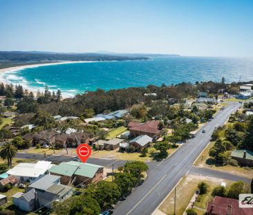 Beach & Bay Views, Plus lots of Surprises Inside. - Photo 5